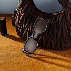 Lyric black Frame Polarized Sunglasses with rectangle Style Online | ZEELOOL