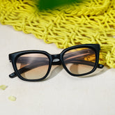 Lyric black Frame Polarized Sunglasses with rectangle Style Online | ZEELOOL