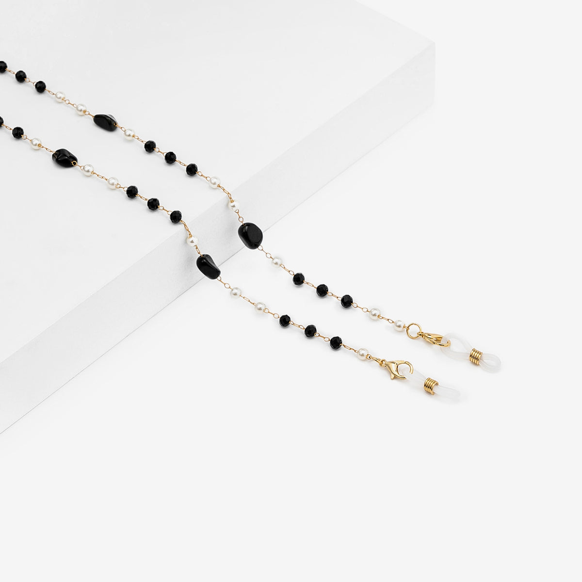 Eyeglasses Chains Accessories For Glasses in Black White Color